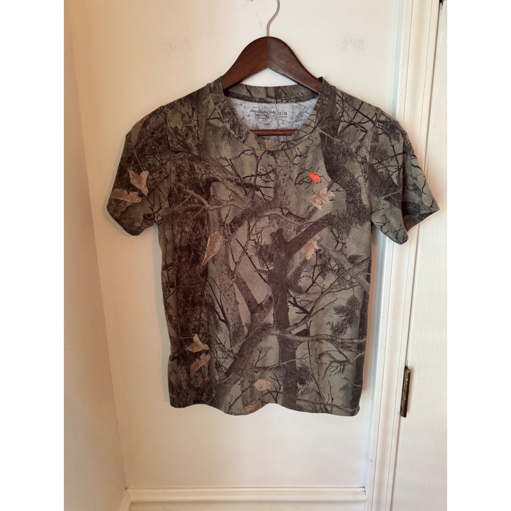 Abercrombie Kids Camo T-Shirt Boys 13/14 A&F Essentials Forest Tree Print Tee